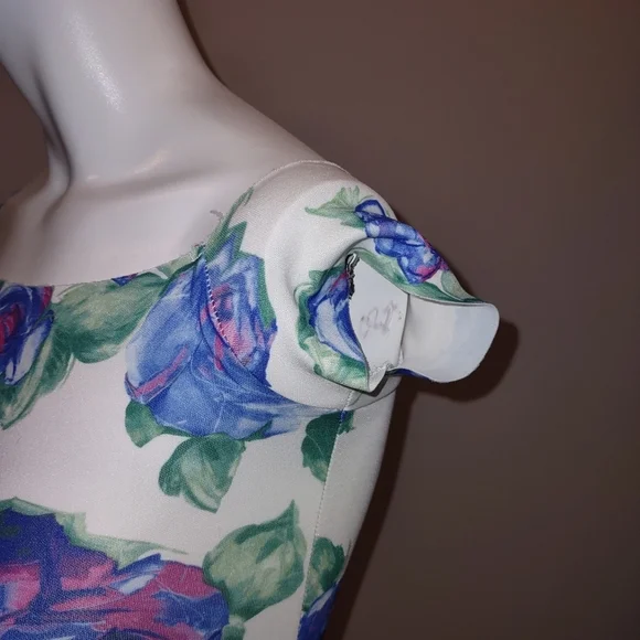 DAVIS project dress - Picture 4 of 7